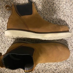 Great condition, waterproof, composite toe, women’s boots, worn twice for work.